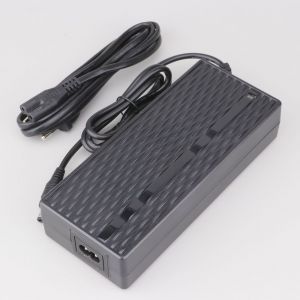 Chargeur de batterie pour draisienne &eacute;lectrique 18 pouces 4MX