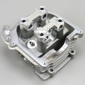 Culasse GY6 Kymco Agility, Peugeot Kisbee, TNT Motor... 50 4T (avec sortie antipollution) origine