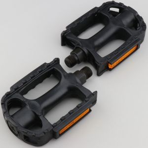 P&eacute;dales plates plastique pour v&eacute;lo Lampa noires 105x82 mm