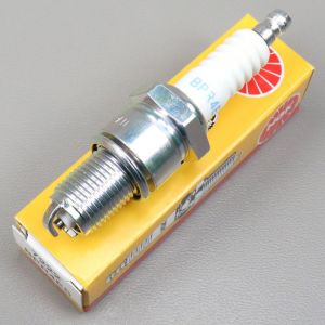 Bougie NGK BPR4ES (équivalence GR4IX Iridium)