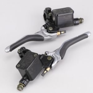 Maîtres cylindre de frein MBK Nitro, Yamaha Aerox (1998 - 2012) Restone