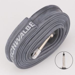 Chambre &agrave; air v&eacute;lo 26/27.5x1.00-3/4 (20/28-584/590) valve Presta FV 40 mm Schwalbe SV12XS