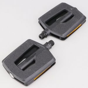 P&eacute;dales plates plastique antid&eacute;rapantes pour v&eacute;lo Contec Quick Deluxe noires 111x87 mm