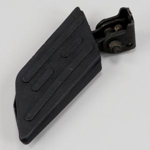 Repose pied gauche Peugeot Kisbee et Streetzone