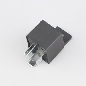 Relais de d&eacute;marreur Derbi GPR, Piaggio Fly 50, 125, Gilera Runner 125... Athena