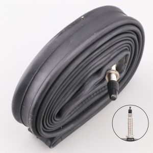 Chambre &agrave; air v&eacute;lo 700x25/32C (25/32-622) valve Presta FV 40 mm CST