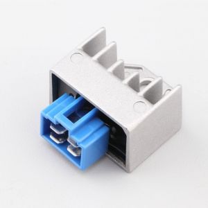 R&eacute;gulateur de tension Peugeot, Sherco, Beta, Rieju, Yamaha, MBK... 4 broches 101 Octane