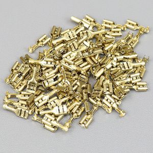 Cosses femelles 4.8 mm à sertir (100 pièces) Brazoline