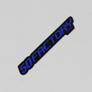 Sticker 50 Factory 6 cm bleu