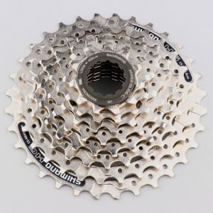 Cassette vélo 8 vitesses Shimano Acera CS-HG41-8 (11-32)