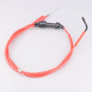 Câble de gaz Derbi Senda, Gilera SMT, RCR, Aprilia RX, SX 50 Euro 3 et Euro 4 Doppler (gaine rouge)