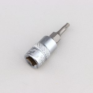 Douille &agrave; embout T10 Torx perc&eacute; 1/4" BGS
