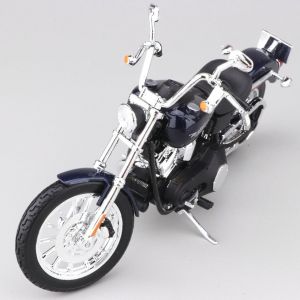 Moto miniature 1/12e Harley Davidson FXDBI Dyna Street Bob (2006) Maisto