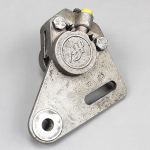 &Eacute;trier de frein arri&egrave;re Derbi Senda, Gilera, Aprilia et Peugeot reconditionn&eacute;