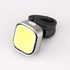 Éclairage avant rechargeable à leds vélo PNA