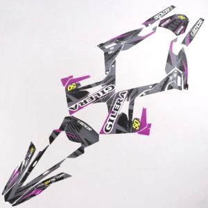 Kit d&eacute;co Derbi Senda, Gilera SMT, RCR (depuis 2018) Gencod Evo II violet (&eacute;criture Gilera)