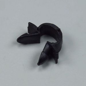 Agrafe de fixation c&acirc;ble Piaggio Zip, Typhoon, Stalker...