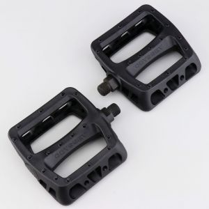 P&eacute;dales plates plastique pour v&eacute;lo Odyssey Twisted PC noires 101x99 mm