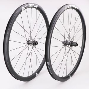 Roues carbones v&eacute;lo gravel 700C (25-622) Sterna GR35