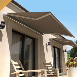 Store banne loggia AMARITE 2,50x1,50 M (Manuelle - Blanc satin&eacute; RAL9010 - Taupe 250g/m&sup2;)