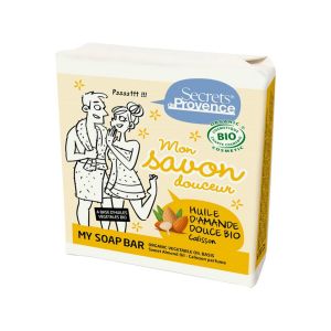 Savon bio à l’huile d’amande douce & au parfum Calisson                                - Secrets de Provence
