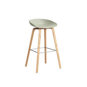 Tabouret haut - ABOUT A STOOL AAS 32 H75 L 50 x P 46 x H 85 cm, assise H 75 cm Ch&ecirc;ne vernis &agrave; base d'eau Pastel green