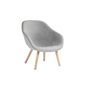 Fauteuil - ABOUT A LOUNGE CHAIR AAL 82 L 76cm x P 73cm x H 81cm, Assise H 36cm Gris 130 Tissu Hallingdal, Coque polyuréthane et mousse, Pieds chêne m