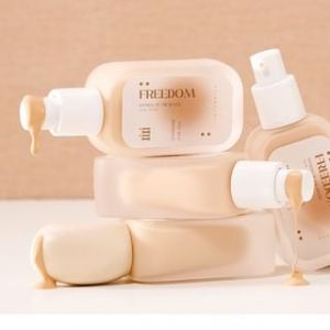 xixi - New Flawless Long Stay Liquid Foundation - 2 Colors #NC22 - 30g