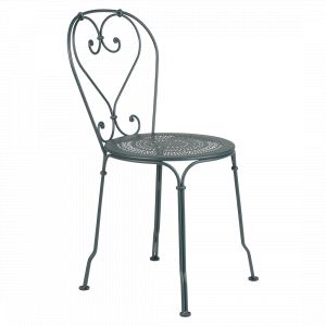 CHAISE