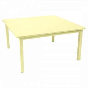 TABLE 143 X 143 CM