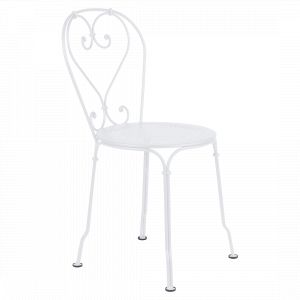 CHAISE