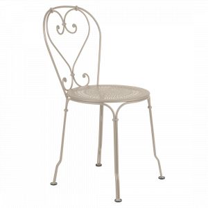 CHAISE