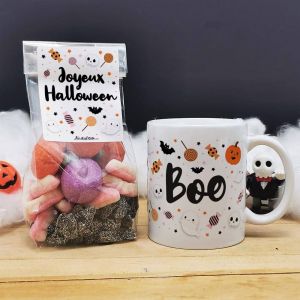 Mug Halloween Boo et ses bonbons Tarentules noires, dentiers et guimauves citrouille et t&ecirc;te de mort