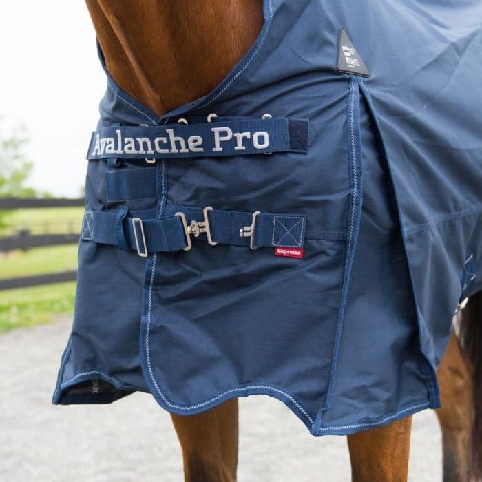 Horze Couverture Avalanche 1200D Grammage Moyen 150g Avec Grand Couvre-cou