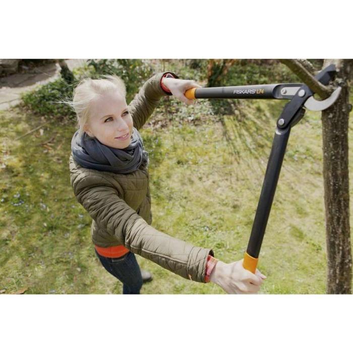 Fiskars L74 M Coupebranches PowerGear 55 cm Comparer avec